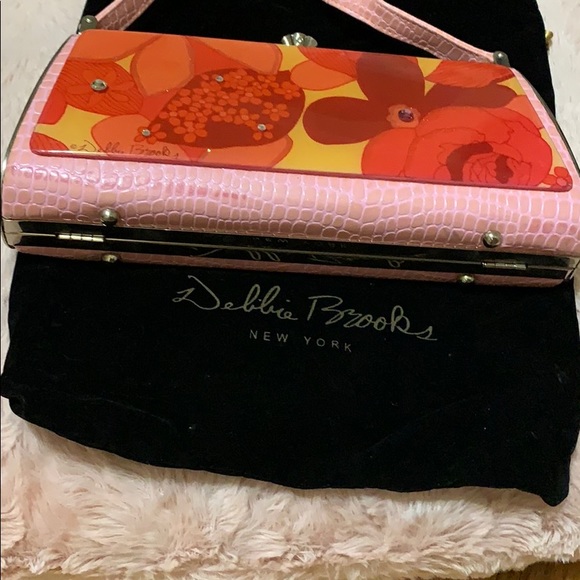 Debbie Brooks - Handbag. - Picture 3 of 8